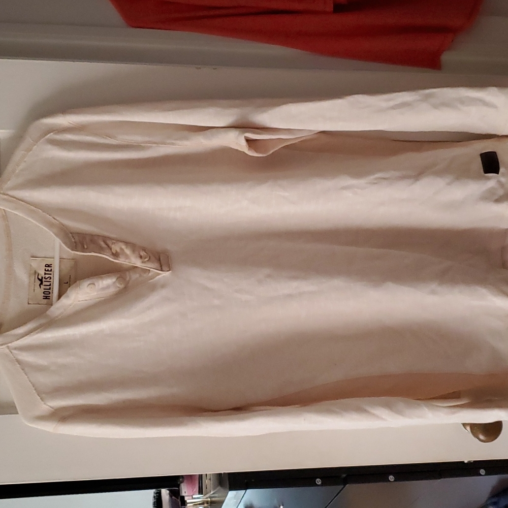 Hollister long sleeved thermal tee